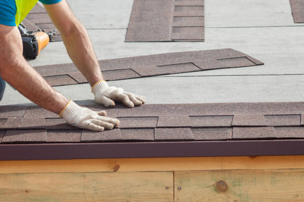 Best Flat Roofing  in Cleveland, MS